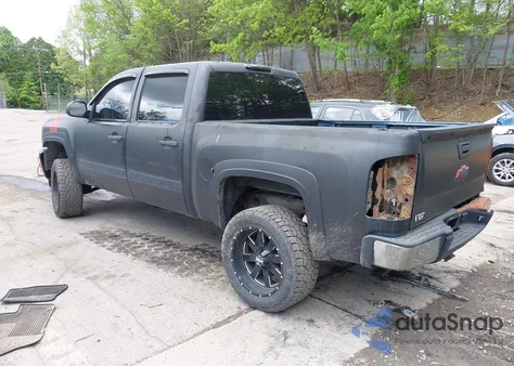 2011 Chevrolet Silverado 1500 Ls from USA, damaged, VIN 3GCPKREA3BG268473